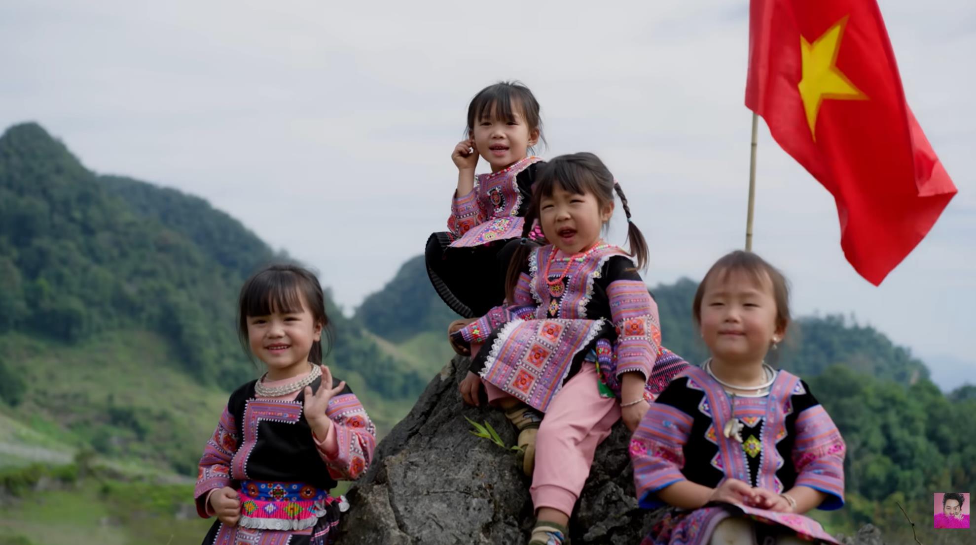 Tùng Dương ra mắt MV Tùng Dương ra mắt MV