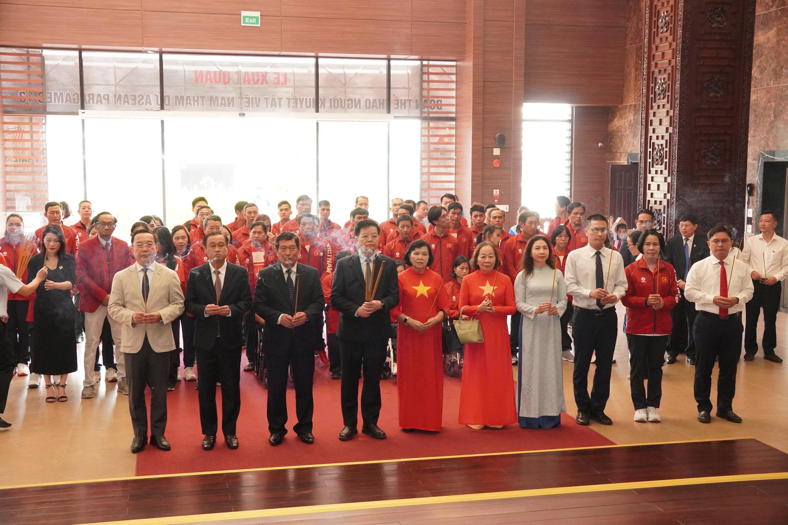 Đoàn thể thao người khuyết tật Việt Nam xuất quân dự ASEAN Paragames 13 - Ảnh 2.