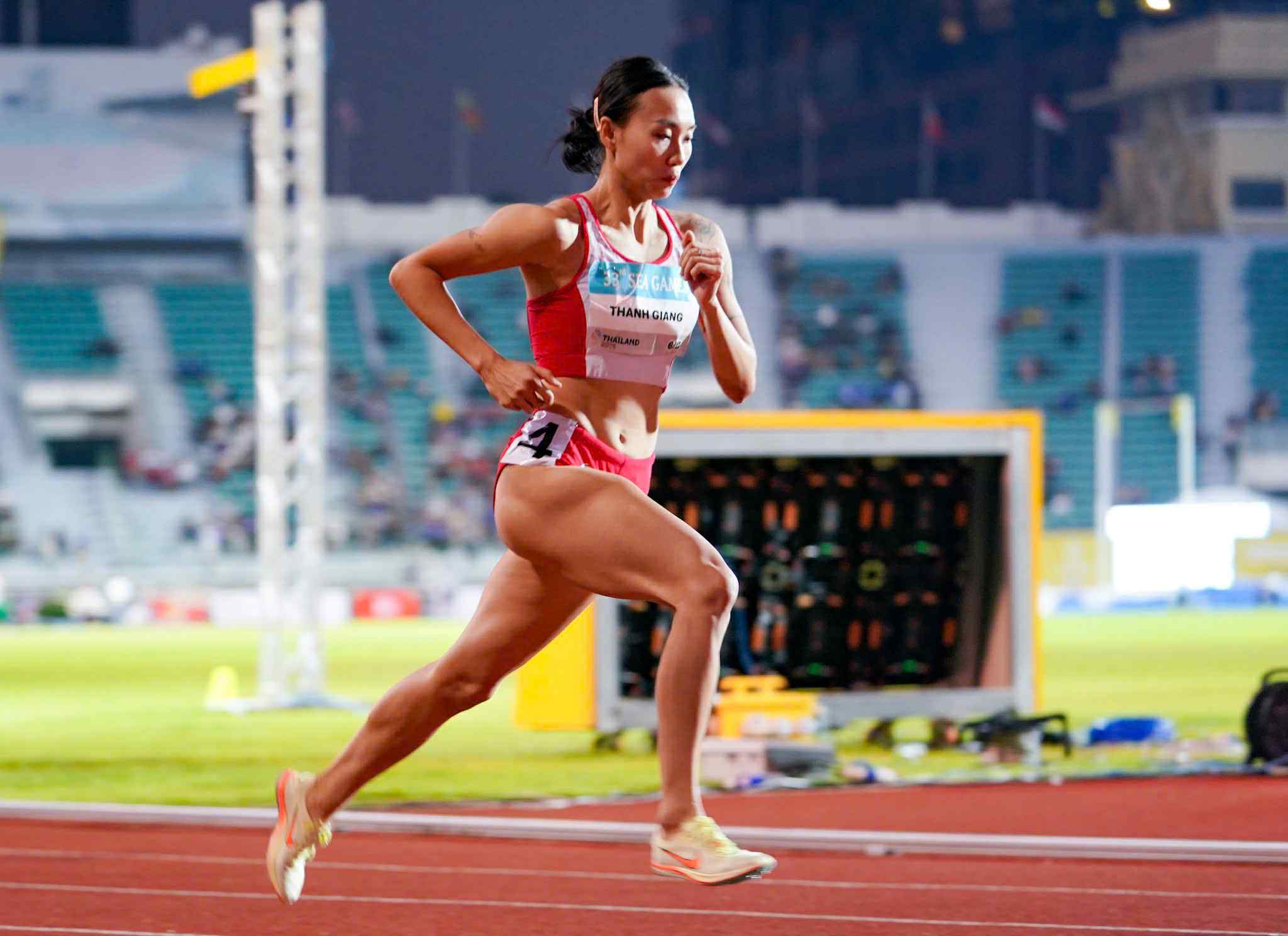 SEA Games 33 ngày 16-12: Điền kinh liên tiếp báo 'tin vui', Việt Nam có 48 HCV 7 sea games 33 - Ảnh 7.