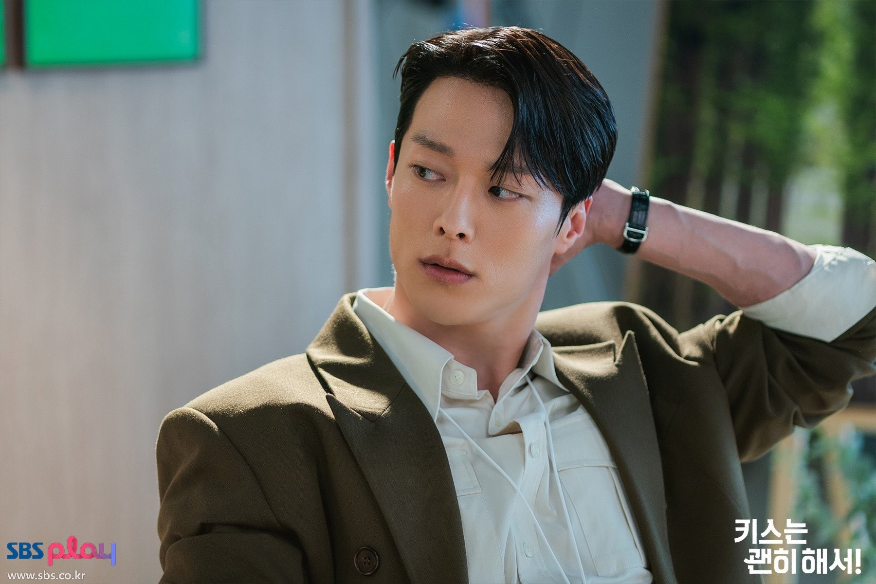 Kiếp trước cứu thế giới mới yêu được tổng tài đẹp phát điên thế này: 10 điểm kinh tế, 100 điểm tinh tế, 1000 điểm visual- Ảnh 7.