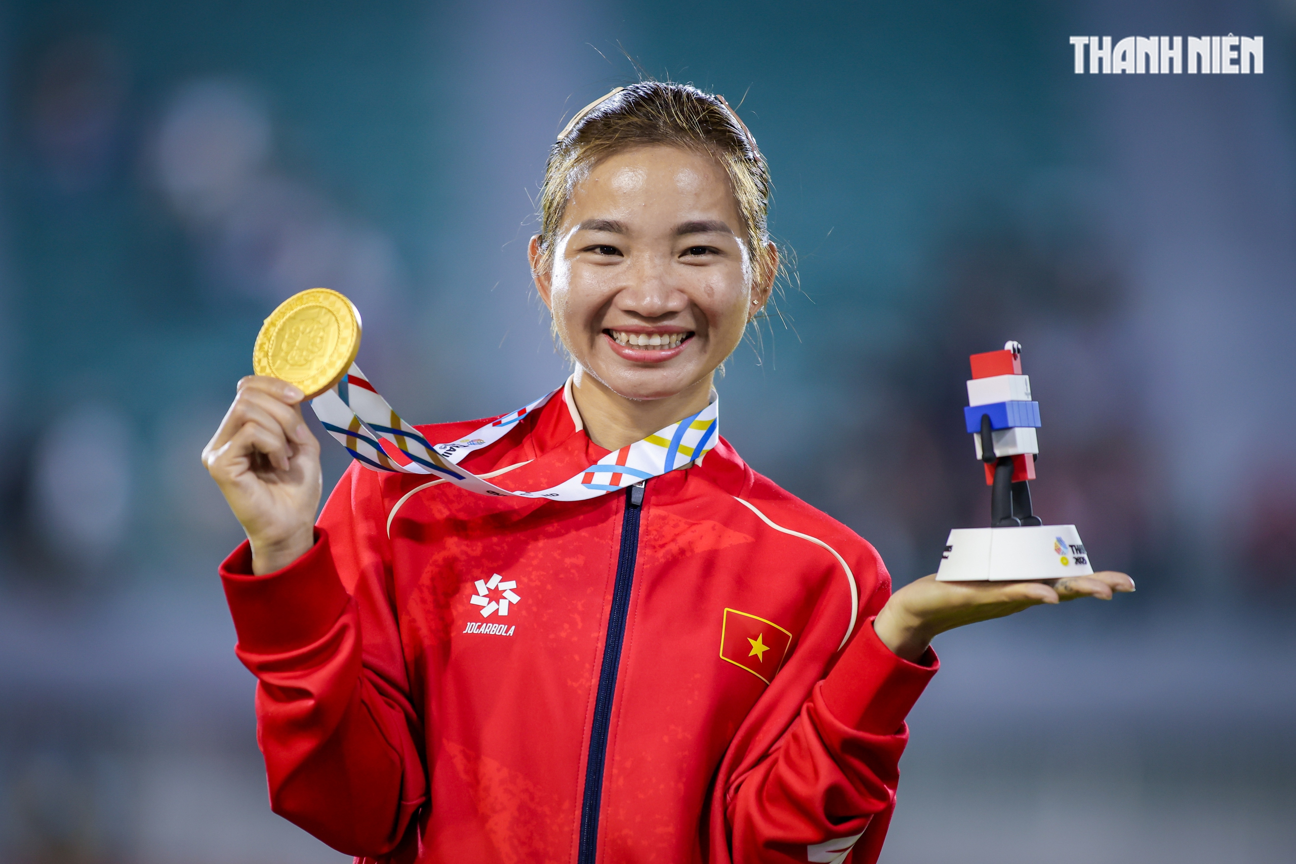 Khoảnh khắc tuyệt đỉnh Nguyễn Thị Oanh và những bước chạy vàng làm nên lịch sử- Ảnh 7. Khoảnh khắc tuyệt đỉnh Nguyễn Thị Oanh và những bước chạy vàng làm nên lịch sử- Ảnh 7.