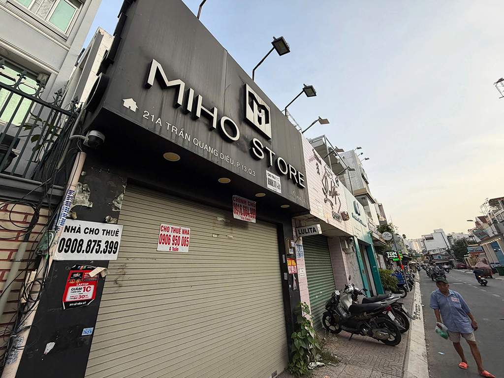 Vì sao 'kinh tế mặt đường' thoái trào?- Ảnh 2. Vì sao 'kinh tế mặt đường' thoái trào?- Ảnh 2.