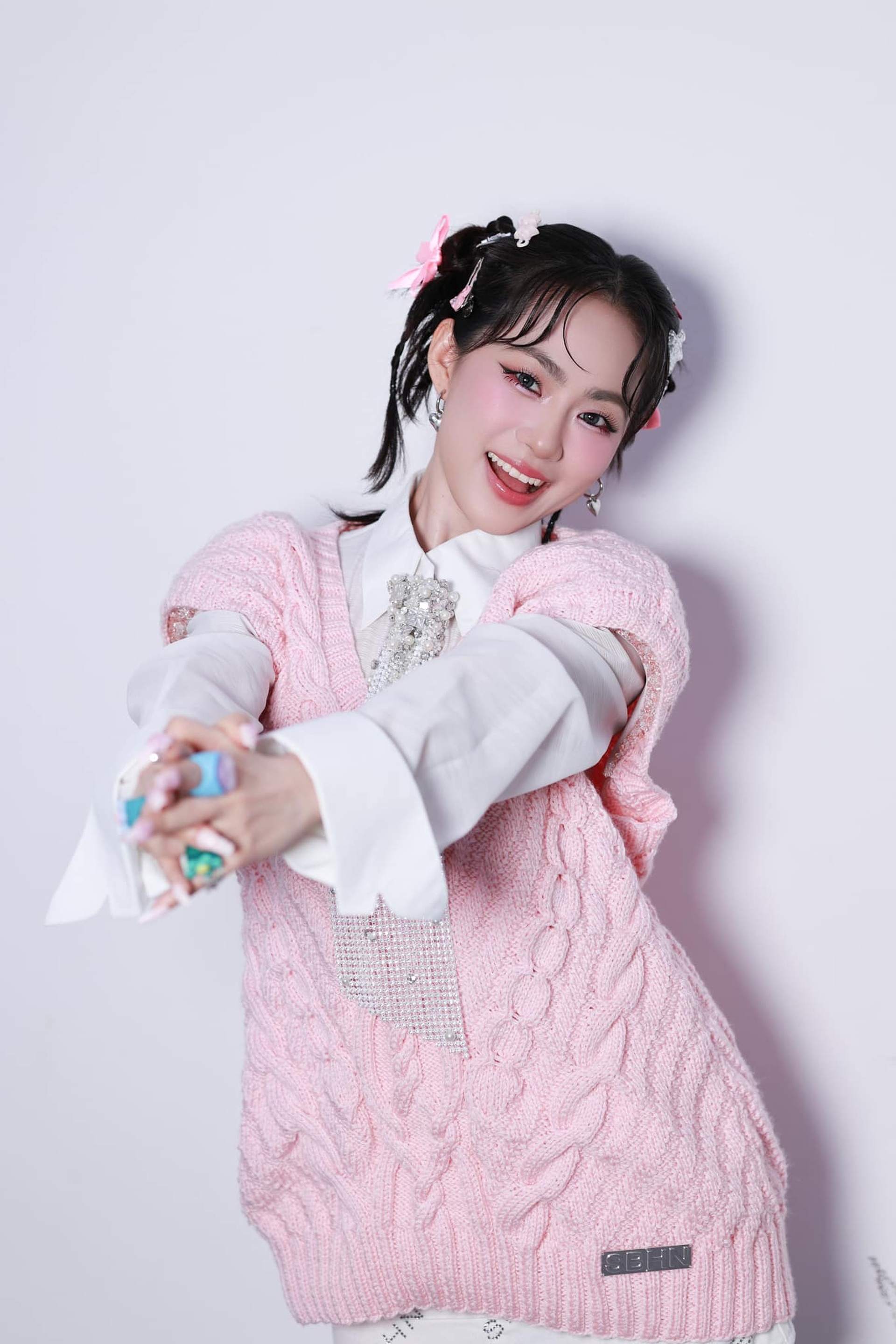 Lương Bích Hữu tốt nghiệp đại học ở tuổi 41, nhan sắc lão hóa ngược - 4 Lương Bích Hữu tốt nghiệp đại học ở tuổi 41, nhan sắc lão hóa ngược - 4