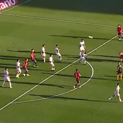 Santiago Montiel đoạt giải bàn thắng đẹp nhất năm ở The Best 2025