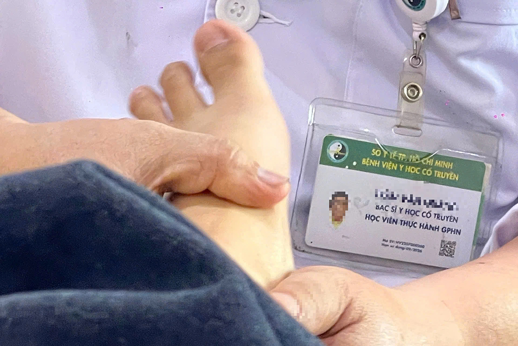 Khuất tất thực hành lấy giấy phép hành nghề bác sĩ 4 Khuất tất thực hành lấy giấy phép hành nghề bác sĩ - Ảnh 4.