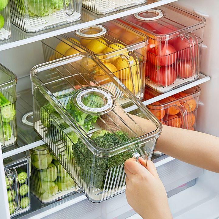 Giá hộp đựng rau củ khá “dễ chịu”, chỉ từ 50.000 đến hơn 100.000 đồng, tùy theo kích cỡ, chất liệu.