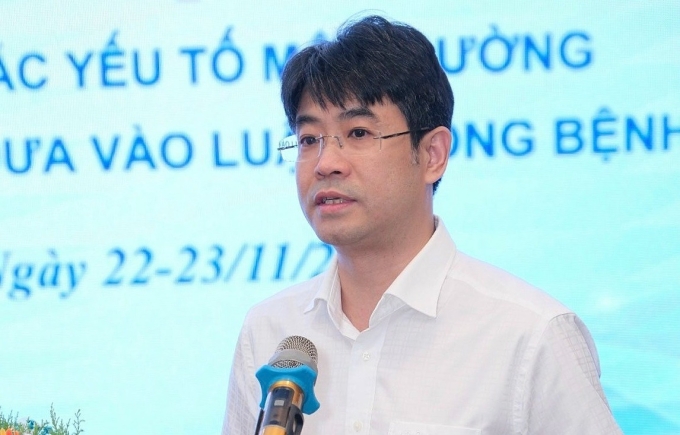 Ông Lê Hoàng - chồng bà Trần Việt Nga, cũng bị cáo buộc nhận hối lộ trong vụ án. Ảnh: Bộ Y tế