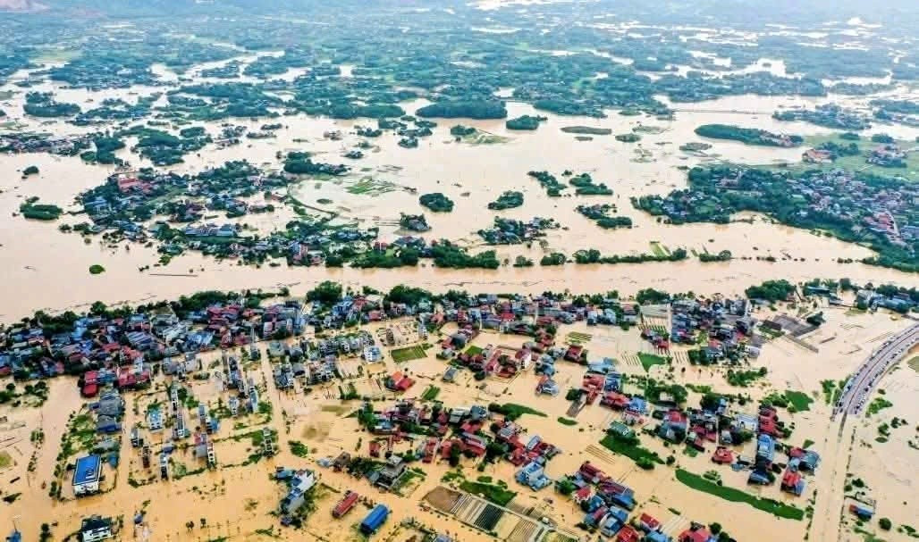 Bức tranh thiên tai khốc liệt năm 2025 qua những con số kỷ lục chưa từng ghi nhận: 419 người chết, cuốn trôi hơn 97.000 tỷ đồng- Ảnh 12.