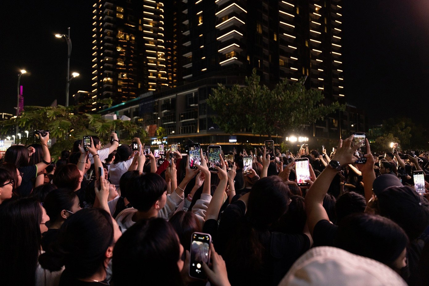 Đại tiệc thời trang có HIEUTHUHAI và dàn nghệ sĩ "Say Hi" tham gia gây hụt hẫng - 9