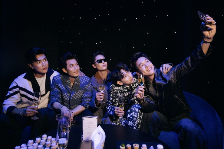 Đại tiệc thời trang có HIEUTHUHAI và dàn nghệ sĩ "Say Hi" tham gia gây hụt hẫng - 12