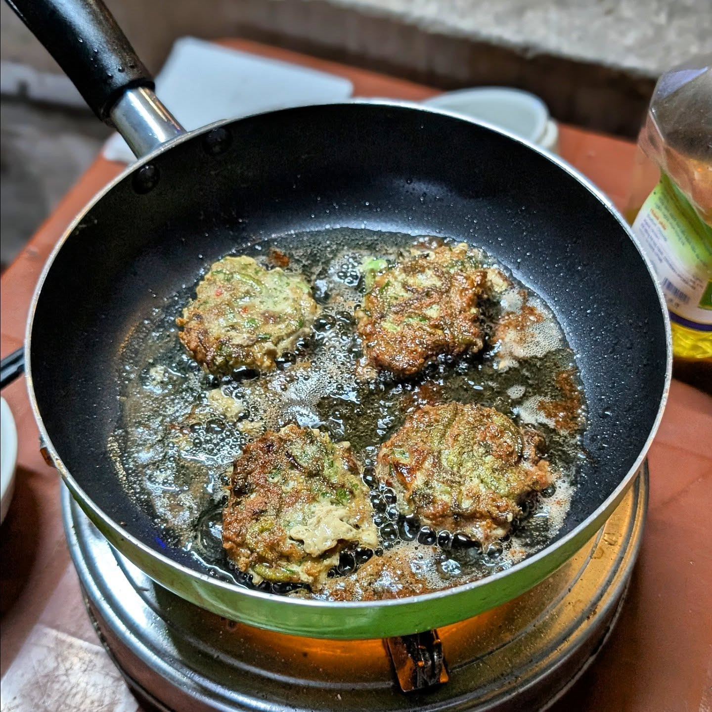 Quán Hà Nội bán đặc sản "nhìn sợ nhưng ăn ngon", báo Tây nhiều lần khen nức nở 7 Quán Hà Nội bán đặc sản amp;#34;nhìn sợ nhưng ăn ngonamp;#34;, báo Tây nhiều lần khen nức nở - 7