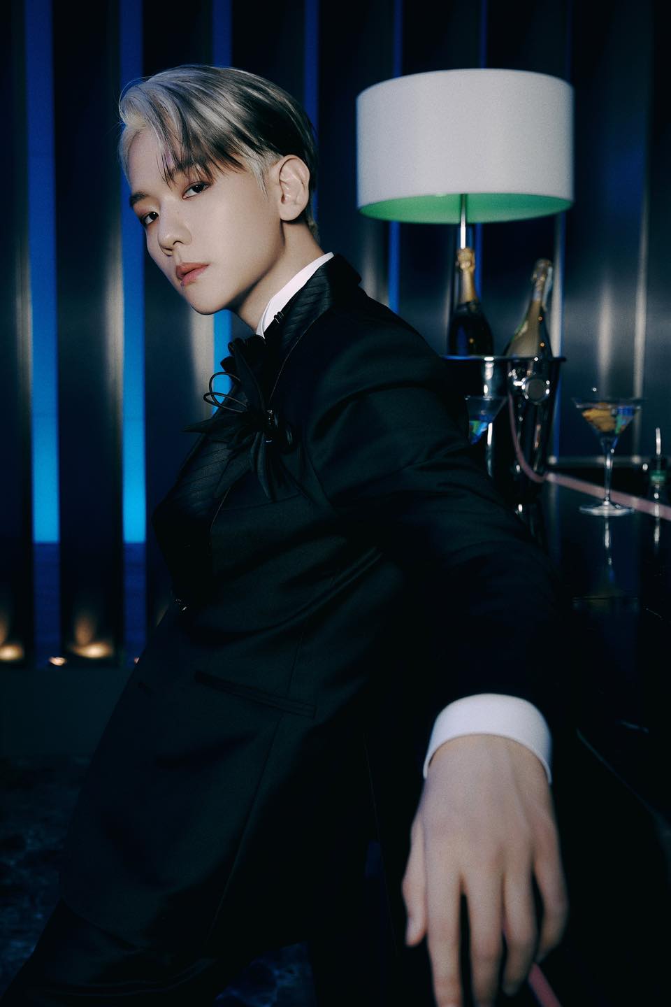 Bùng nổ tin “anh sếp showbiz” bỏ nàng thơ cặp kè nữ CEO có chồng, lái siêu xe 11 tỷ đưa nhân tình đi chơi- Ảnh 8. Bùng nổ tin “anh sếp showbiz” bỏ nàng thơ cặp kè nữ CEO có chồng, lái siêu xe 11 tỷ đưa nhân tình đi chơi- Ảnh 8.