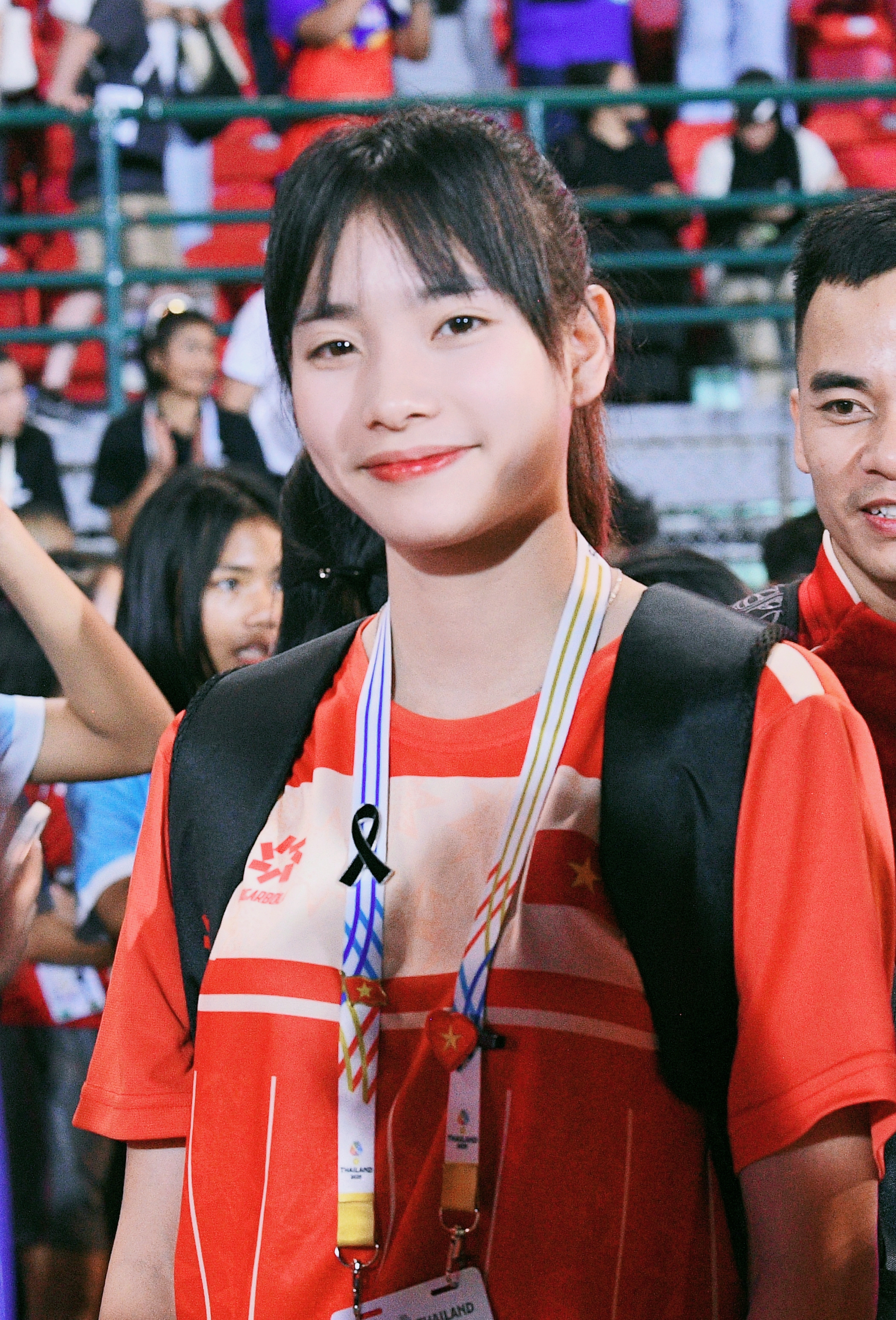 Gặp hotgirl Việt Nam 19 tuổi hot rần rần trên báo Thái Lan, thẹn thùng khi được gọi là 