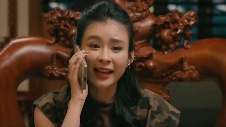 Mya Trương nhận về đông đảo sự chú ý nhờ sắc vóc nổi bật.