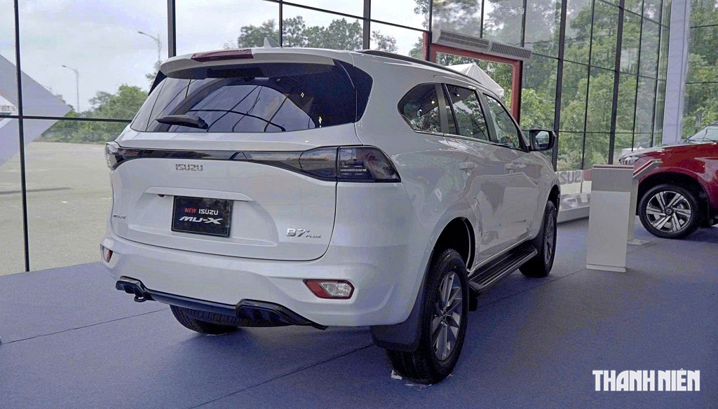 SUV 7 chỗ: Ford Everest lại một mình 'gánh' doanh số phân khúc - Ảnh 3.