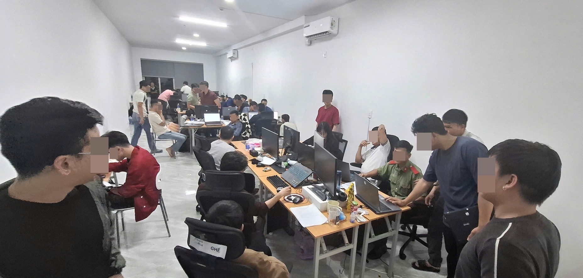 Bắt người đứng đầu cơ sở công nghệ ở Đà Nẵng, chuyên thuê kỹ sư 