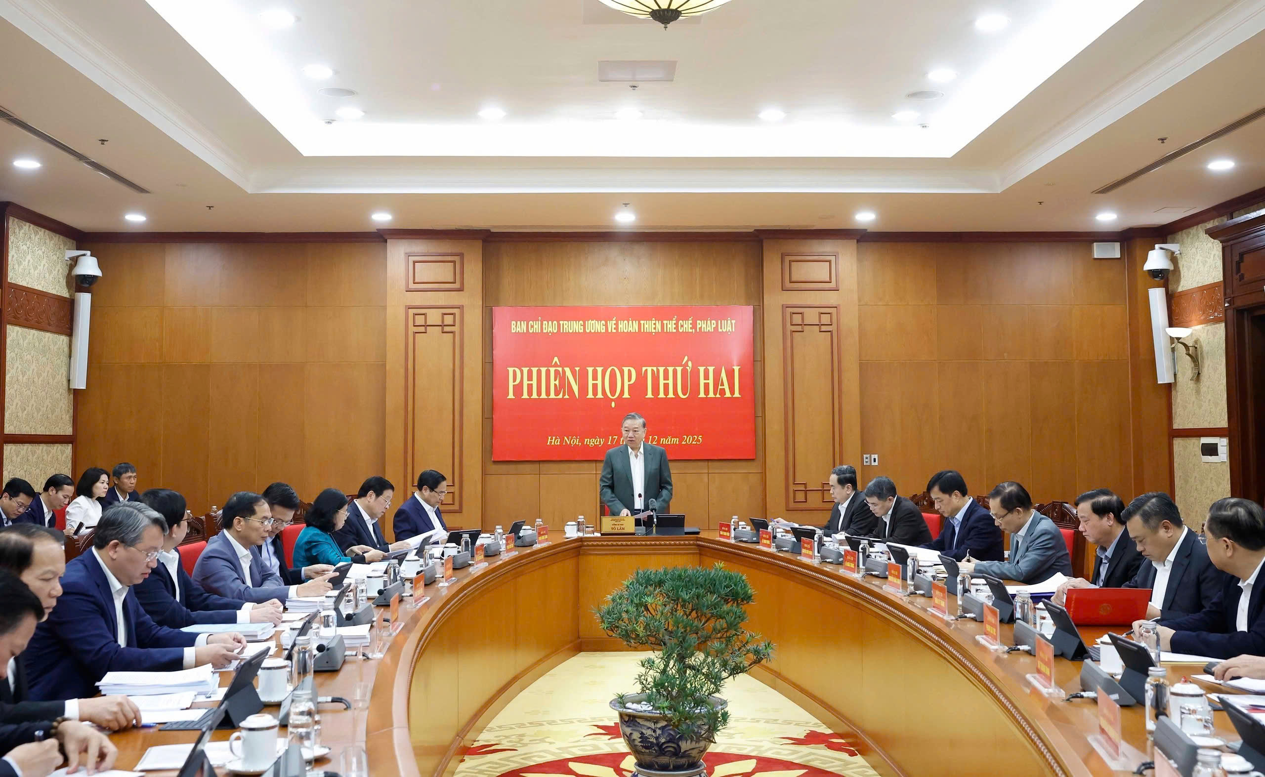 Tổng Bí thư: Sớm triển khai các chính sách đặc thù về Trung tâm tài chính quốc tế, tài sản mã hóa 2 Tổng Bí thư: Sớm triển khai các chính sách đặc thù về Trung tâm tài chính quốc tế, tài sản mã hóa - Ảnh 3.