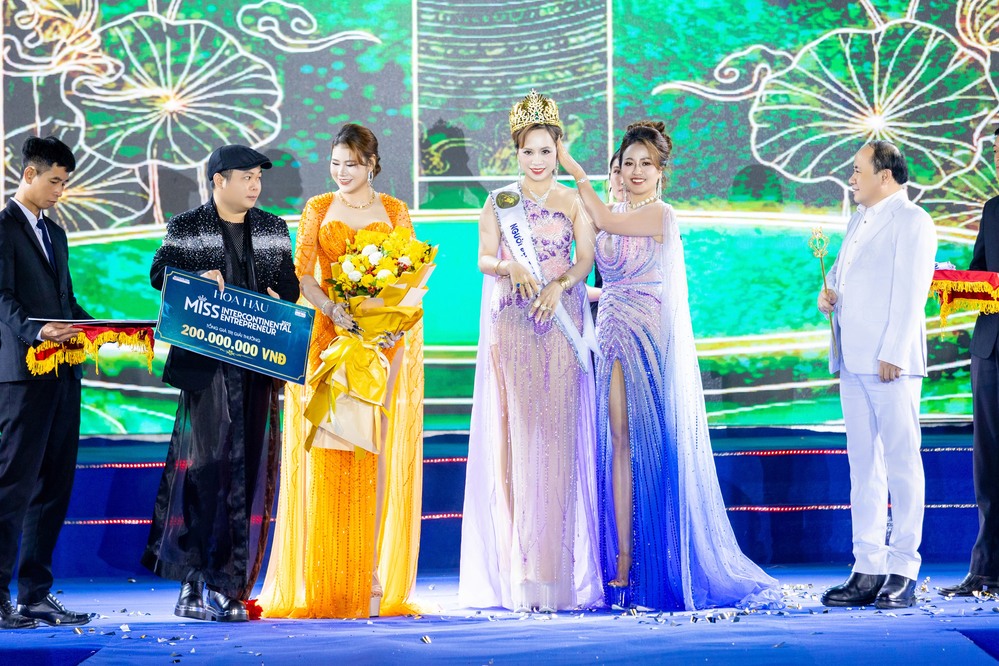  - Tin sao Viet - Tin tuc sao Viet - Scandal sao Viet - Tin tuc cua Sao - Tin cua Sao