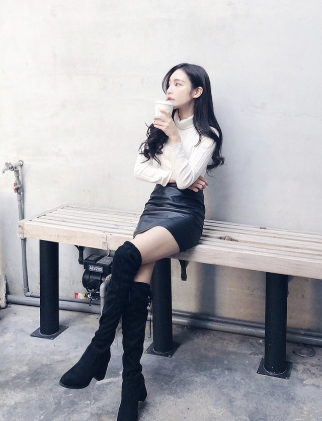 Bản phối với giày bốt ‘đa năng’, cân mọi phong cách từ cá tính đến thanh lịch - Ảnh 7.