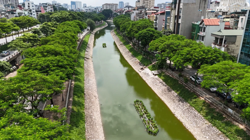 Sông Tô Lịch thời gian qua đã được TP Hà Nội đầu tư và có nhiều giải pháp để cải thiện môi trường, từng bước "hồi sinh". Ảnh minh họa: TRỌNG PHÚ song-to-lich-dai-hoi-XVIII-ha-noi-2.jpg