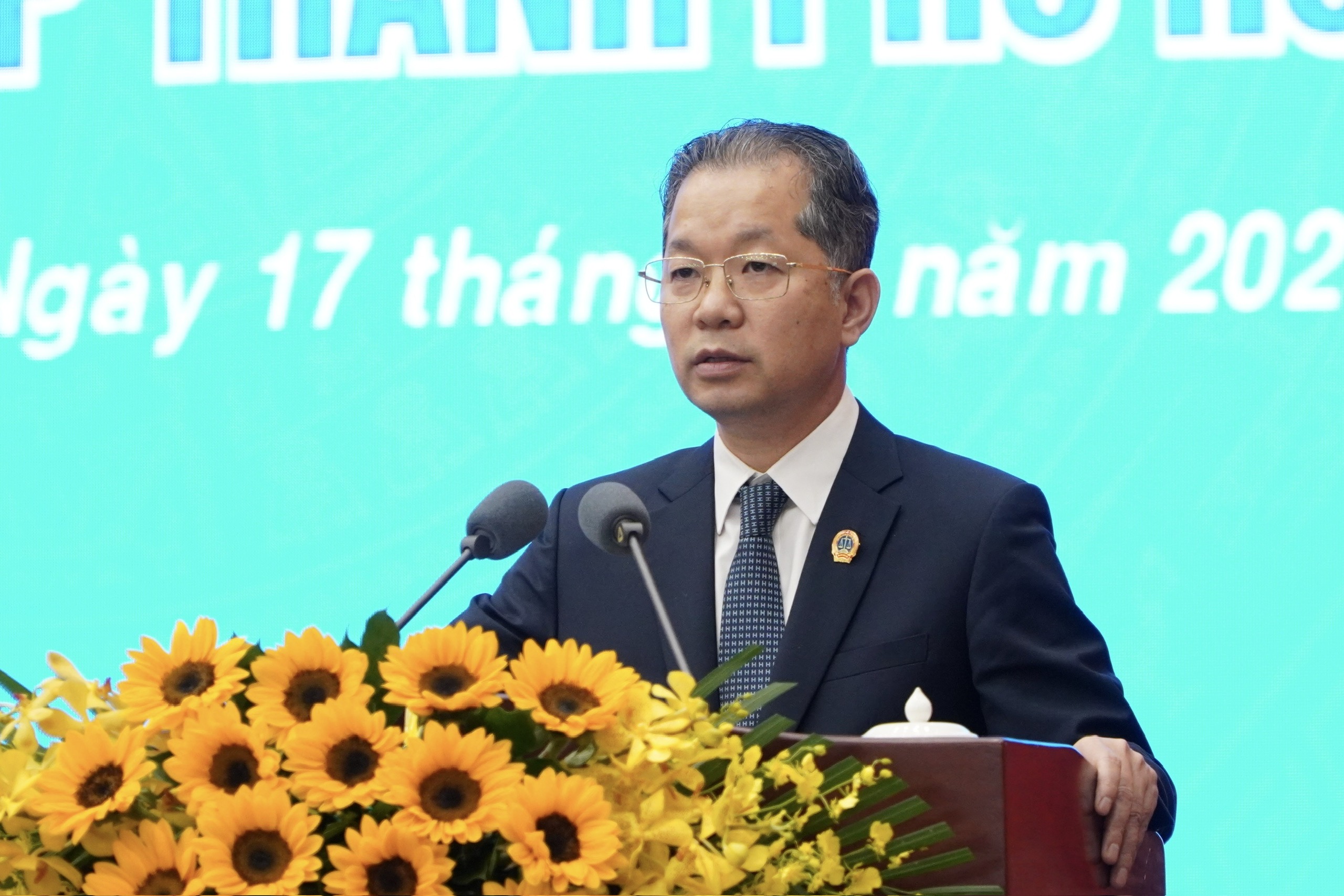 TAND TP.HCM nhận huân chương lao động hạng Nhất - Ảnh 2. Huân chương lao động - Ảnh 2.