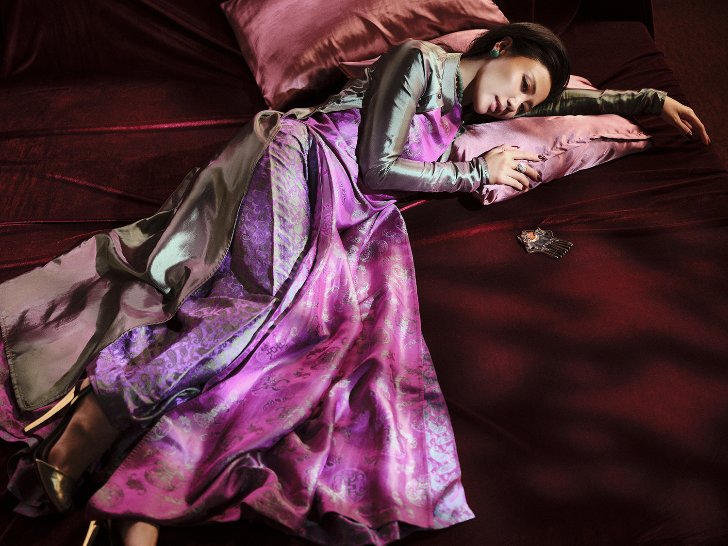 Văn Mai Hương khai phá bản ngã trong “Giai Nhân”: Quyến rũ, độc lập, nhưng vẫn mong manh 3 1765975403 670 Van Mai Huong khai pha ban nga trong Giai Nhan