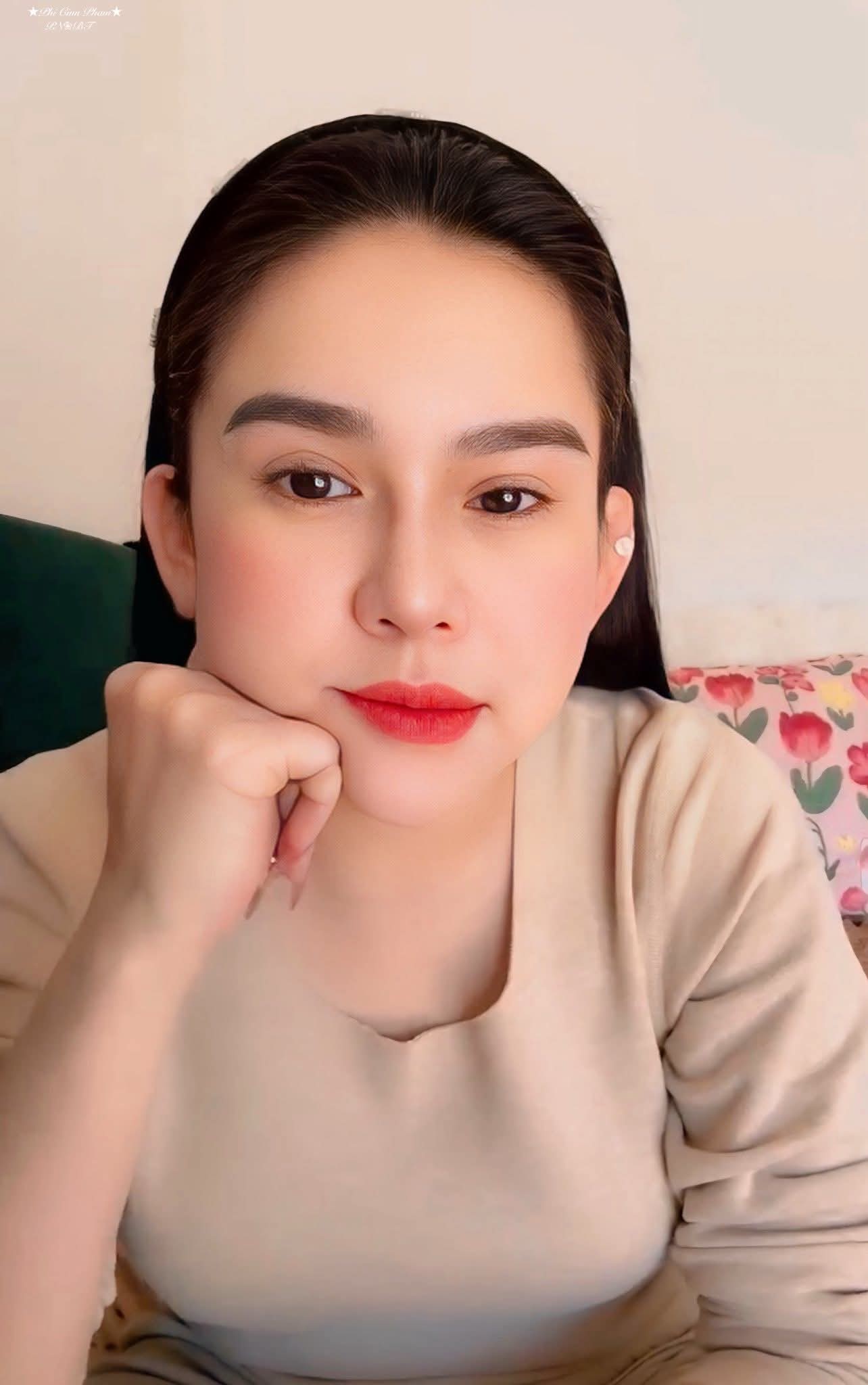 Sao nữ Việt chính thức ly hôn, chồng cũ gây sốc khi livestream thừa nhận có người thứ 3- Ảnh 4. Sao nữ Việt chính thức ly hôn, chồng cũ gây sốc khi livestream thừa nhận có người thứ 3- Ảnh 4.