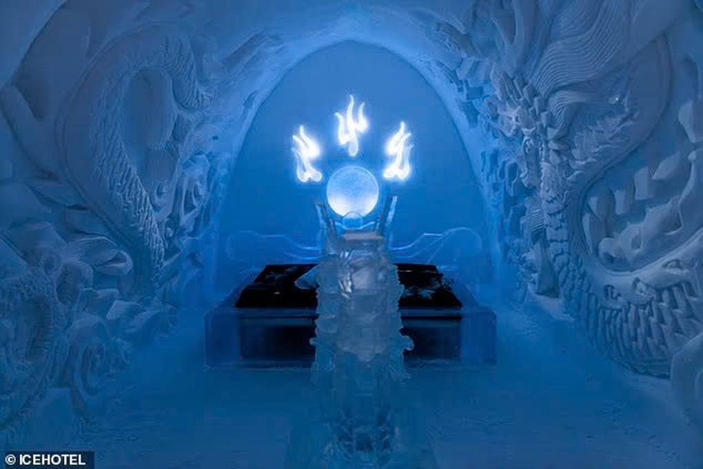 Khách sạn kỳ lạ chỉ tồn tại vài tháng, khách ngủ giữa băng giá -5 độ C - 5