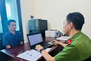 Những hiểm họa khó lường khi phụ huynh giao xe cho con tự lái đến trường