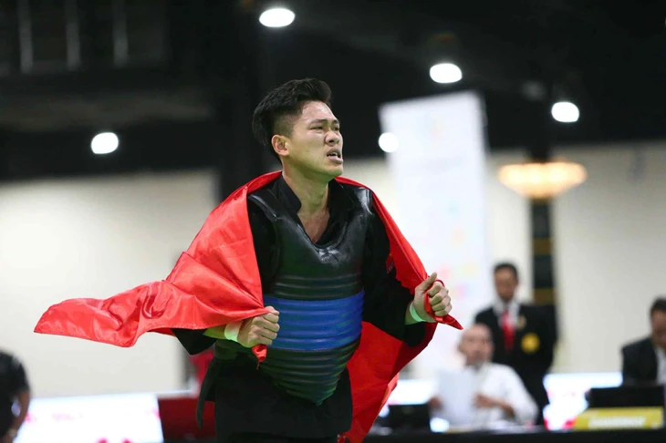 'Mưa vàng' từ vật, đua thuyền và đấu kiếm giúp Việt Nam giành 16 HCV trong ngày 17-12 15 sea games 33 - Ảnh 15.