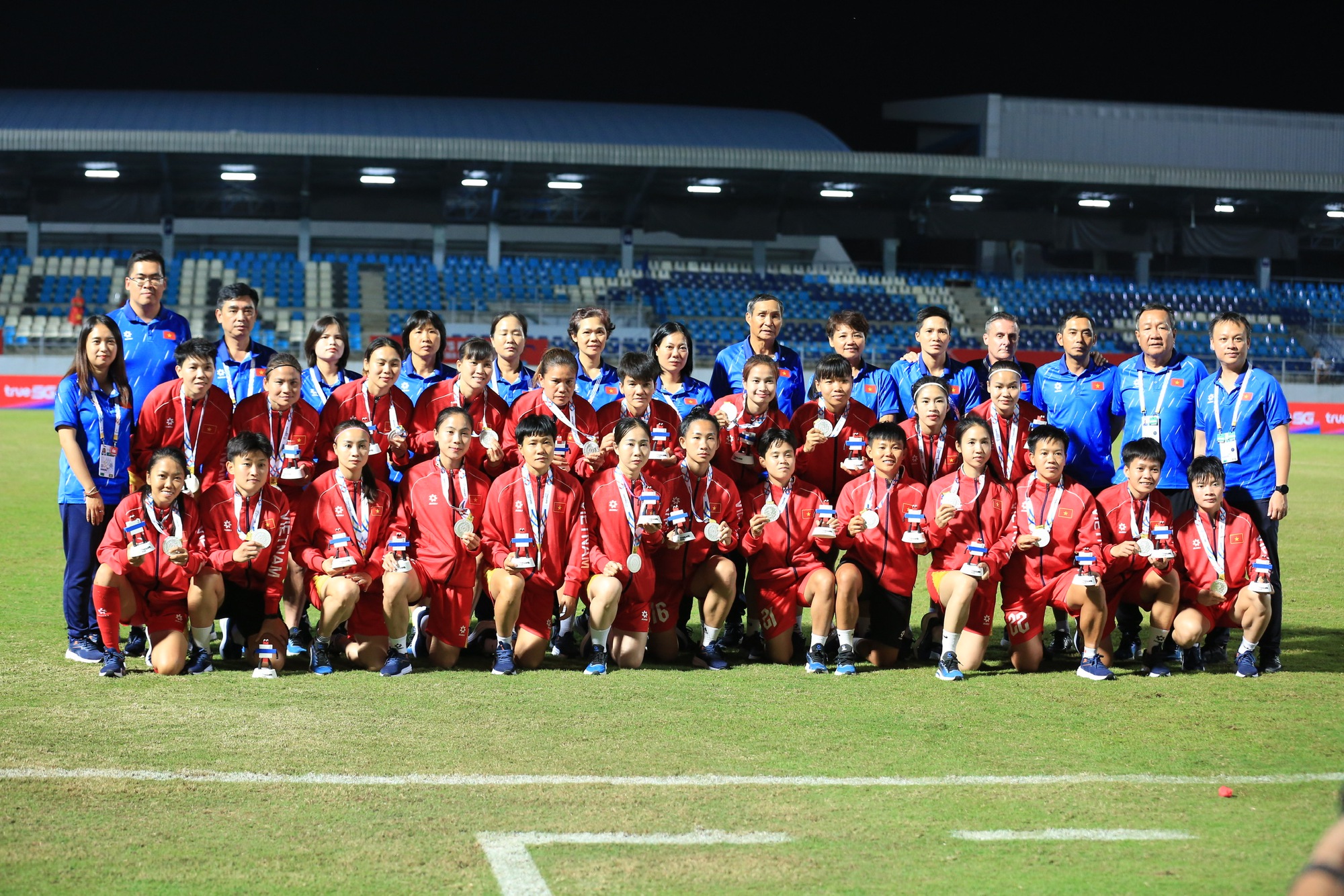 Đội tuyển nữ Việt Nam thua vì trọng tài!- Ảnh 5.