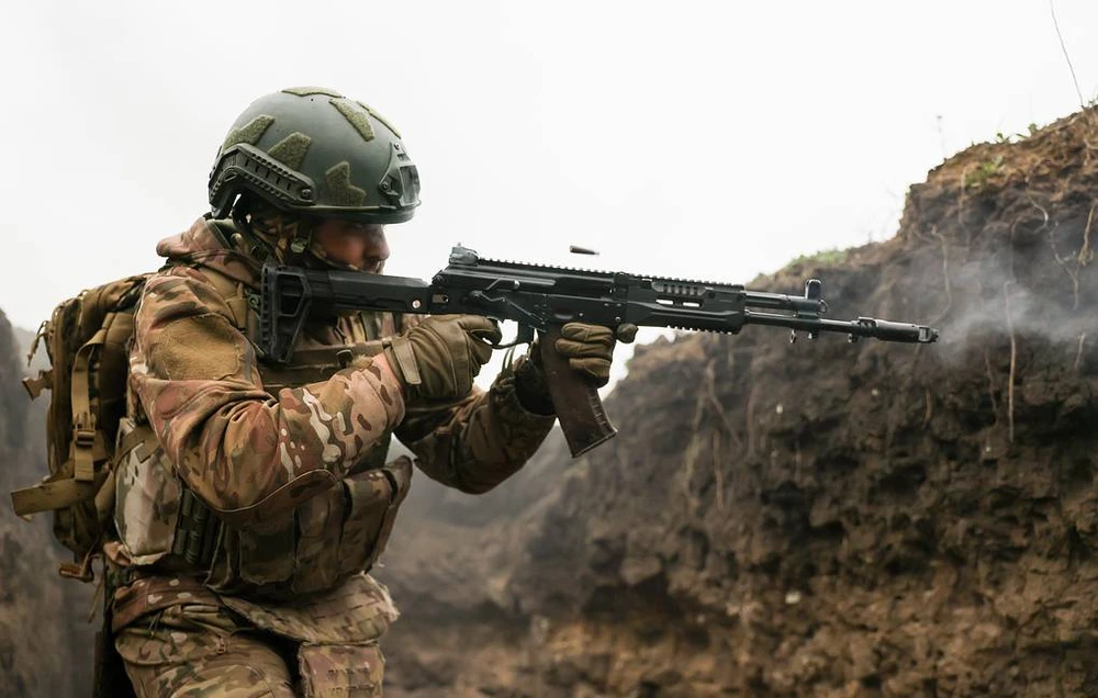 Binh sĩ Nga hoạt động trên chiến trường Ukraine. Ảnh: TASS Binh sĩ Nga hoạt động trên chiến trường Ukraine. Ảnh: TASS