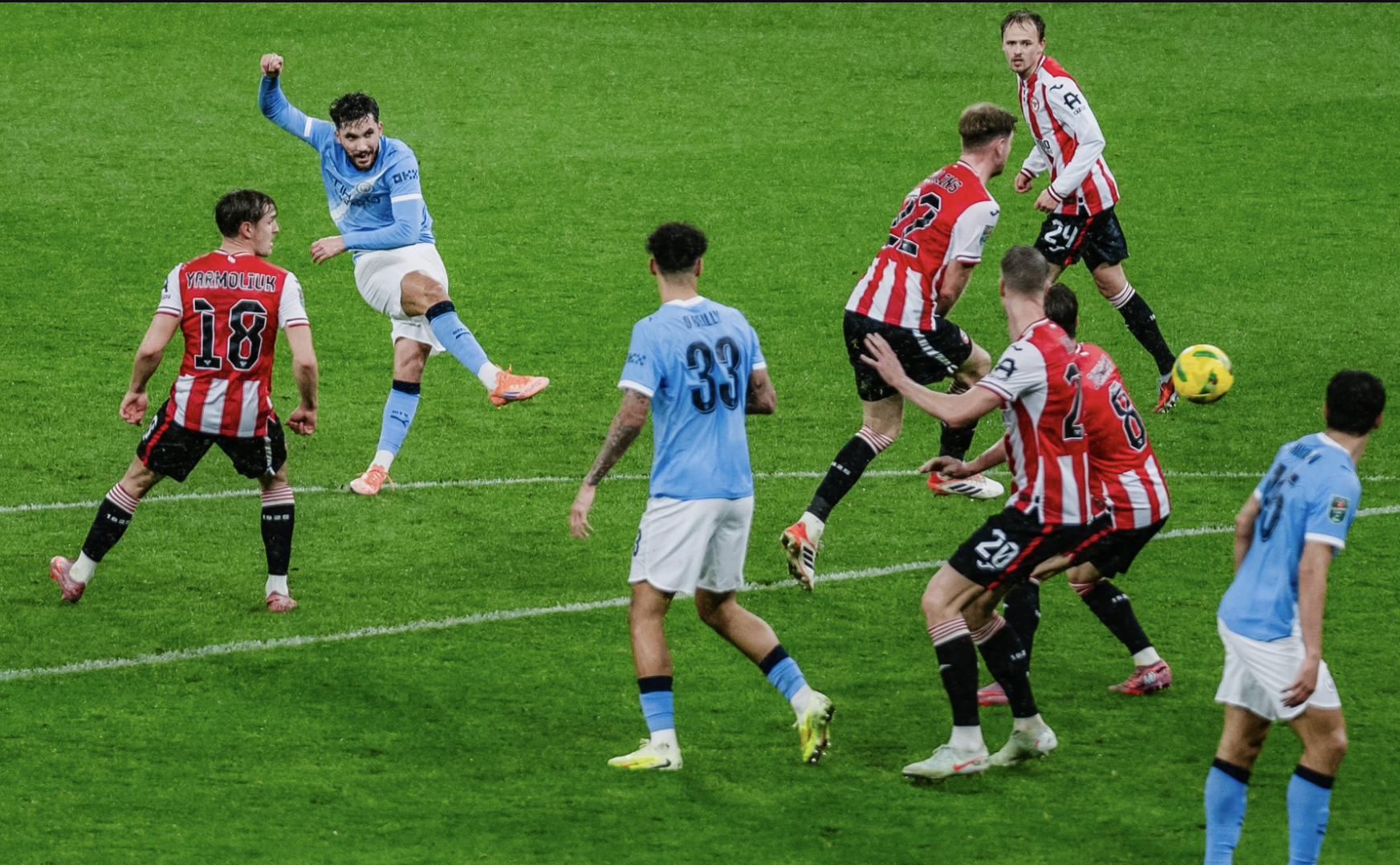 Nhẹ nhàng vượt ải Brentford, Man City thẳng tiến bán kết League Cup 3 Nhẹ nhàng vượt ải Brentford, Man City thẳng tiến bán kết League Cup - Ảnh 3.
