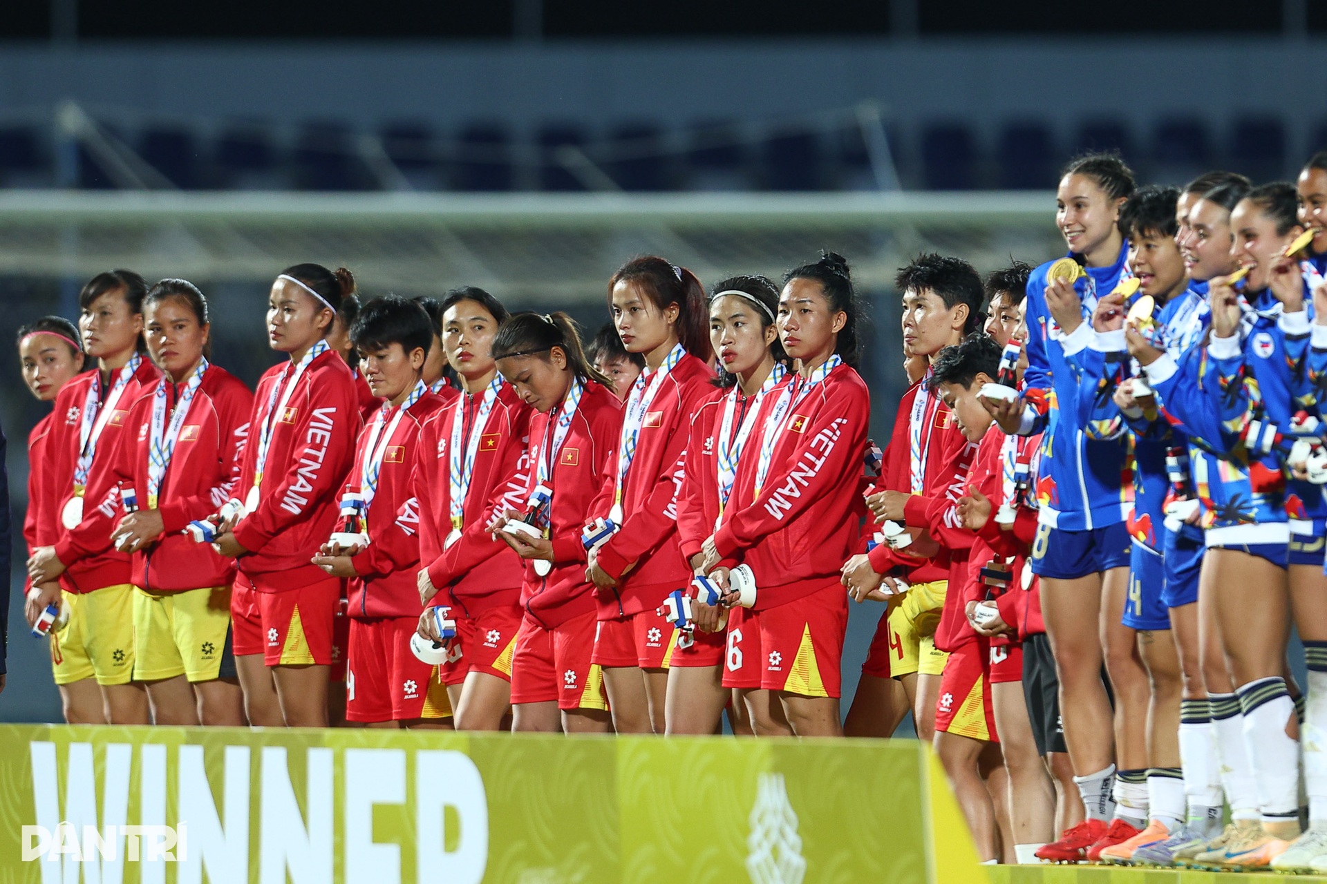 Nước mắt tuyển nữ Việt Nam, khoảnh khắc lịch sử của Philippines ở SEA Games - 9 Nước mắt tuyển nữ Việt Nam, khoảnh khắc lịch sử của Philippines ở SEA Games - 9
