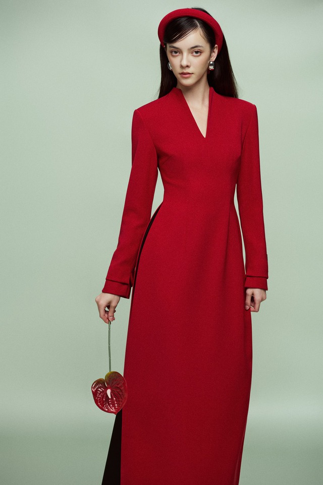 Áo dài cách tân là phong cách của phụ nữ hiện đại 2 Áo dài cách tân là phong cách của phụ nữ hiện đại - Ảnh 2.