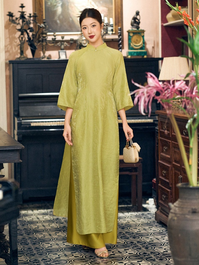 Áo dài cách tân là phong cách của phụ nữ hiện đại 9 Áo dài cách tân là phong cách của phụ nữ hiện đại - Ảnh 9.