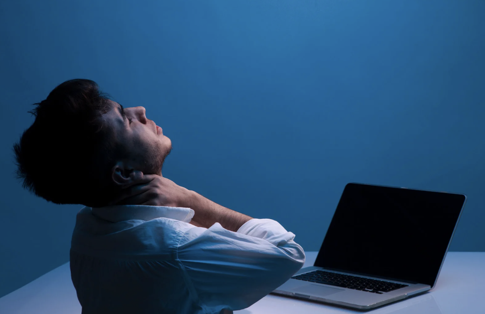 Thận suy, mắt mờ khi ngủ muộn thành “chuẩn sống” - 5