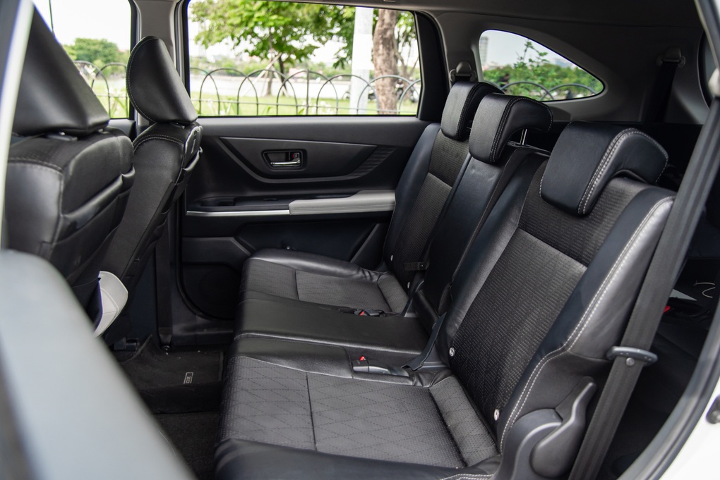 Lợi thế kép của Veloz Cross: Giá cạnh tranh từ ưu đãi, giá trị bền vững trong sử dụng - 4