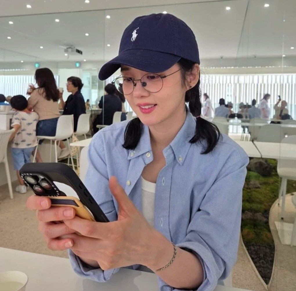 Chị đẹp lão hóa ngược xứ Hàn: 44 tuổi sở hữu ngoại hình như nữ sinh 20 tuổi - 2