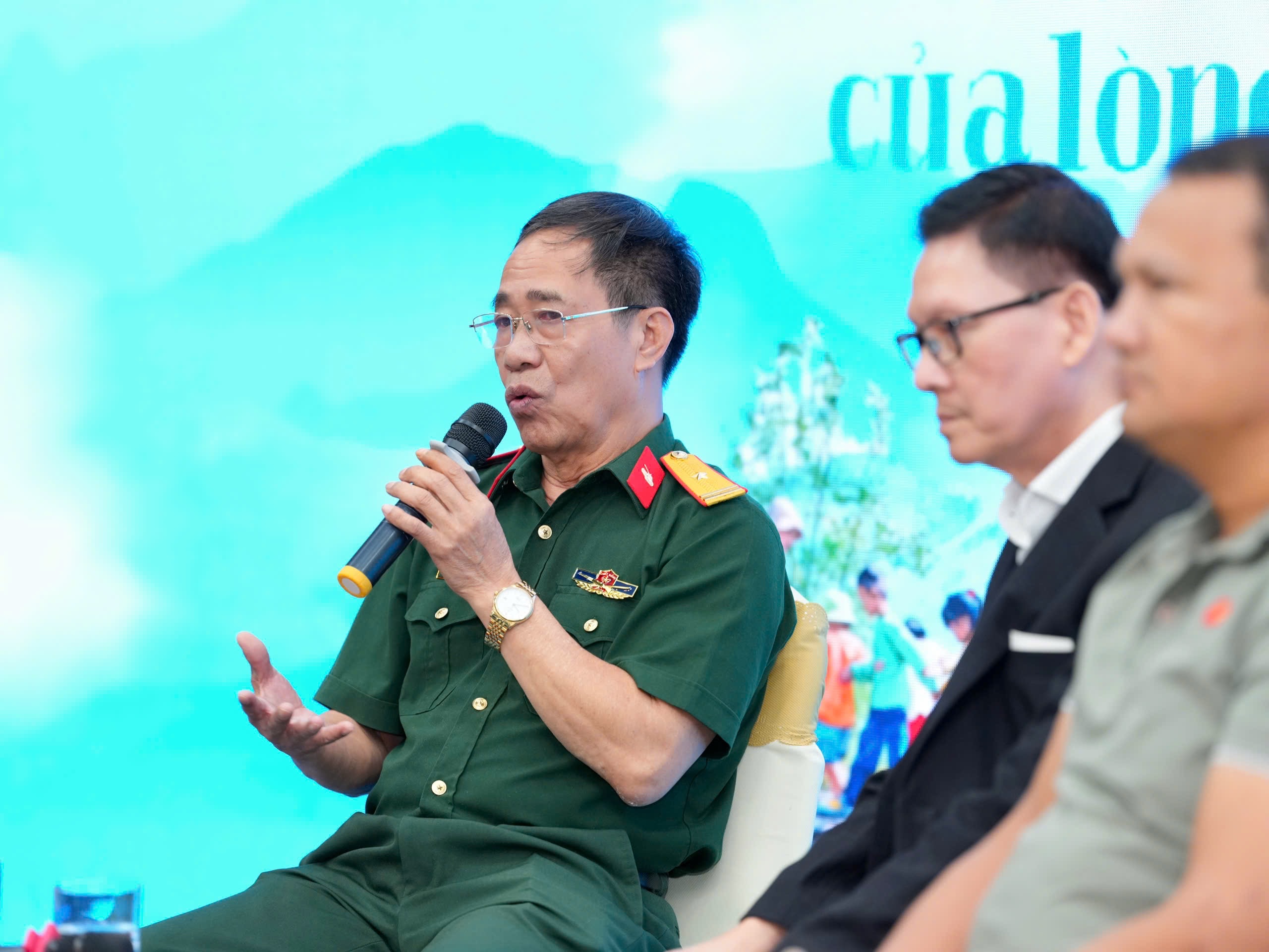 'Sống đẹp không phải là điều gì quá lớn lao...' 2 Sống đẹp không phải là điều gì lớn lao... - Ảnh 2.