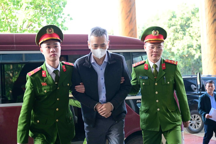 Ông Phạm Thái Hà rút đơn kháng cáo, chấp nhận bản án 5 năm 6 tháng tù 4 Phạm Thái Hà - Ảnh 4.