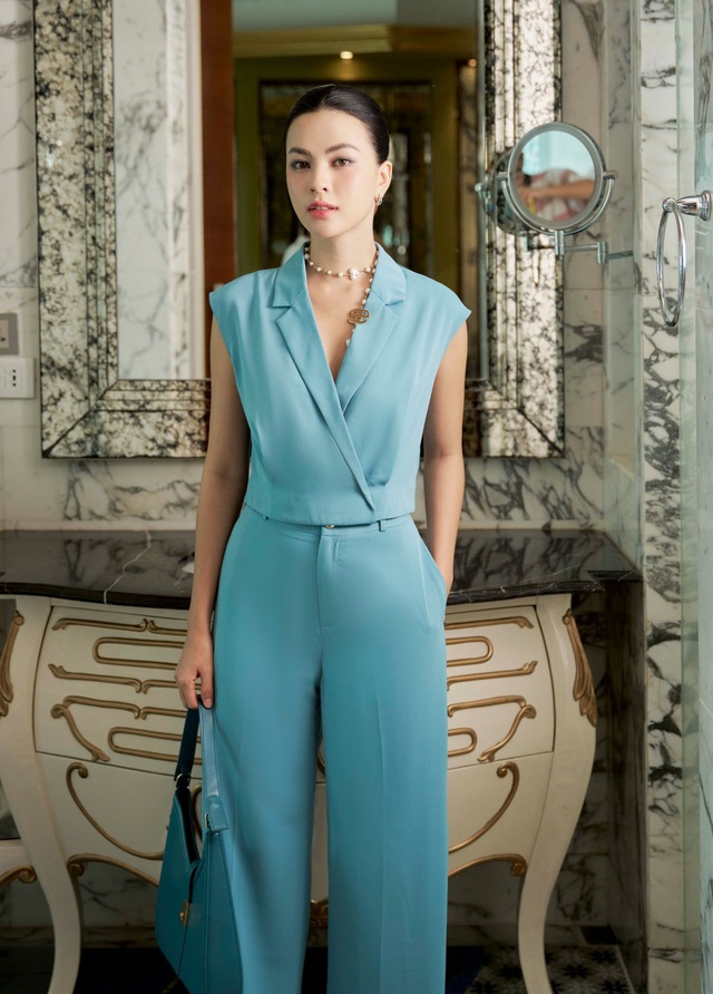 Áo sát nách, bí quyết mặc đẹp vừa thoải mái vừa thời thượng- Ảnh 5.