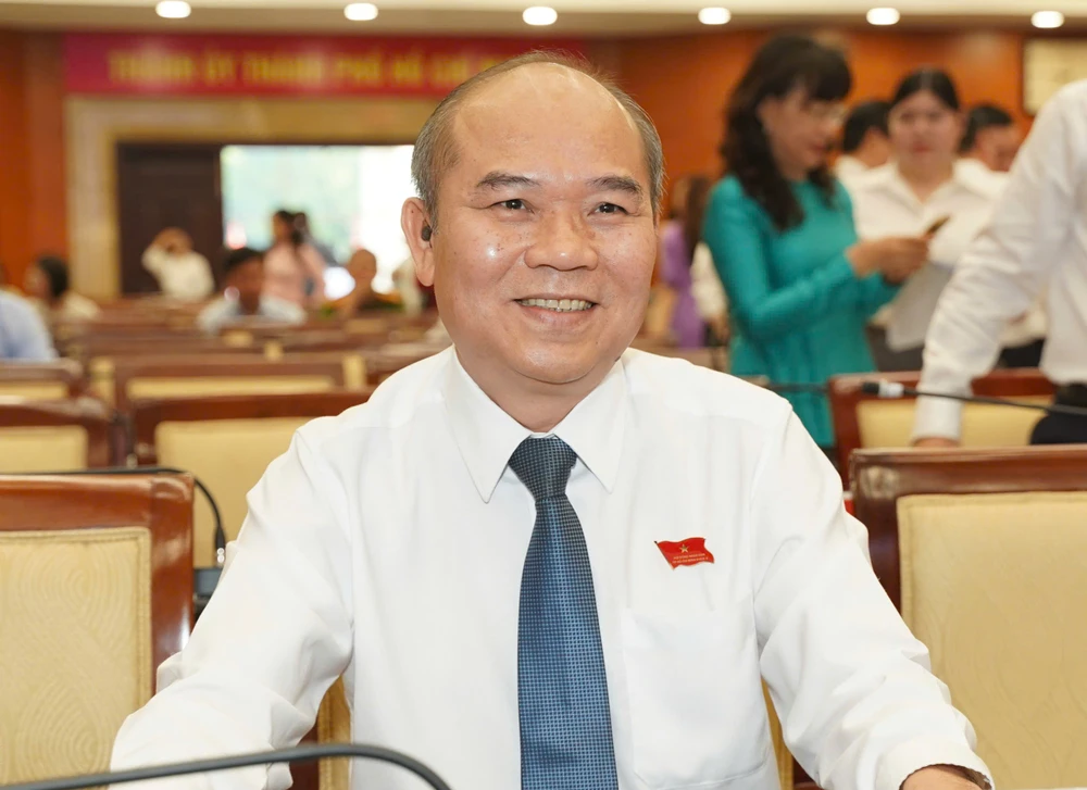 Ông Trần Văn Bảy, Phó Chủ tịch UBND TP.HCM. Ảnh: THUẬN VĂN ubnd-tp.hcm-phan-cong-cong-tac-6-thuan.jpg