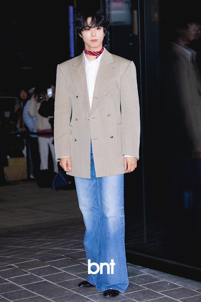 Bộ 3 đỉnh lưu nhan sắc V - Suzy - Park Bo Gum lại phá đảo event Celine! 11 1766036619 577 Bo 3 dinh luu nhan sac V Suzy