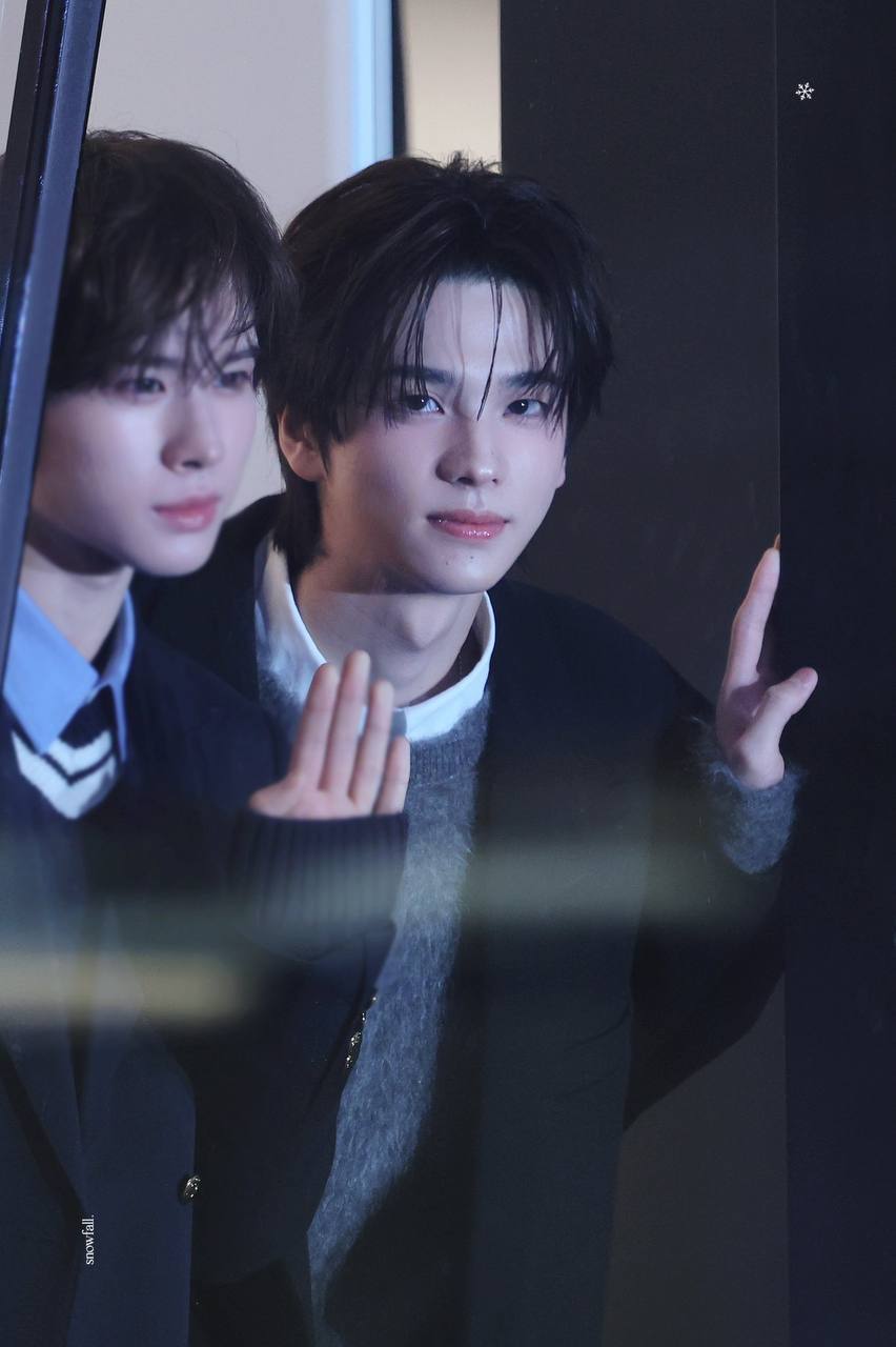 Bộ 3 đỉnh lưu nhan sắc V - Suzy - Park Bo Gum lại phá đảo event Celine! 15 1766036622 943 Bo 3 dinh luu nhan sac V Suzy