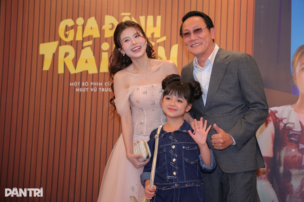 Quỳnh Trang Gia đình trái dấu: Bố mẹ ly hôn, chưa từng thích đại gia - 6 Quỳnh Trang Gia đình trái dấu: Bố mẹ ly hôn, chưa từng thích đại gia - 6