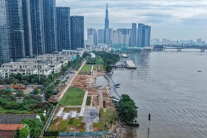 Cận cảnh diện mạo mới của công viên Ba Son ven sông Sài Gòn dần thành hình 