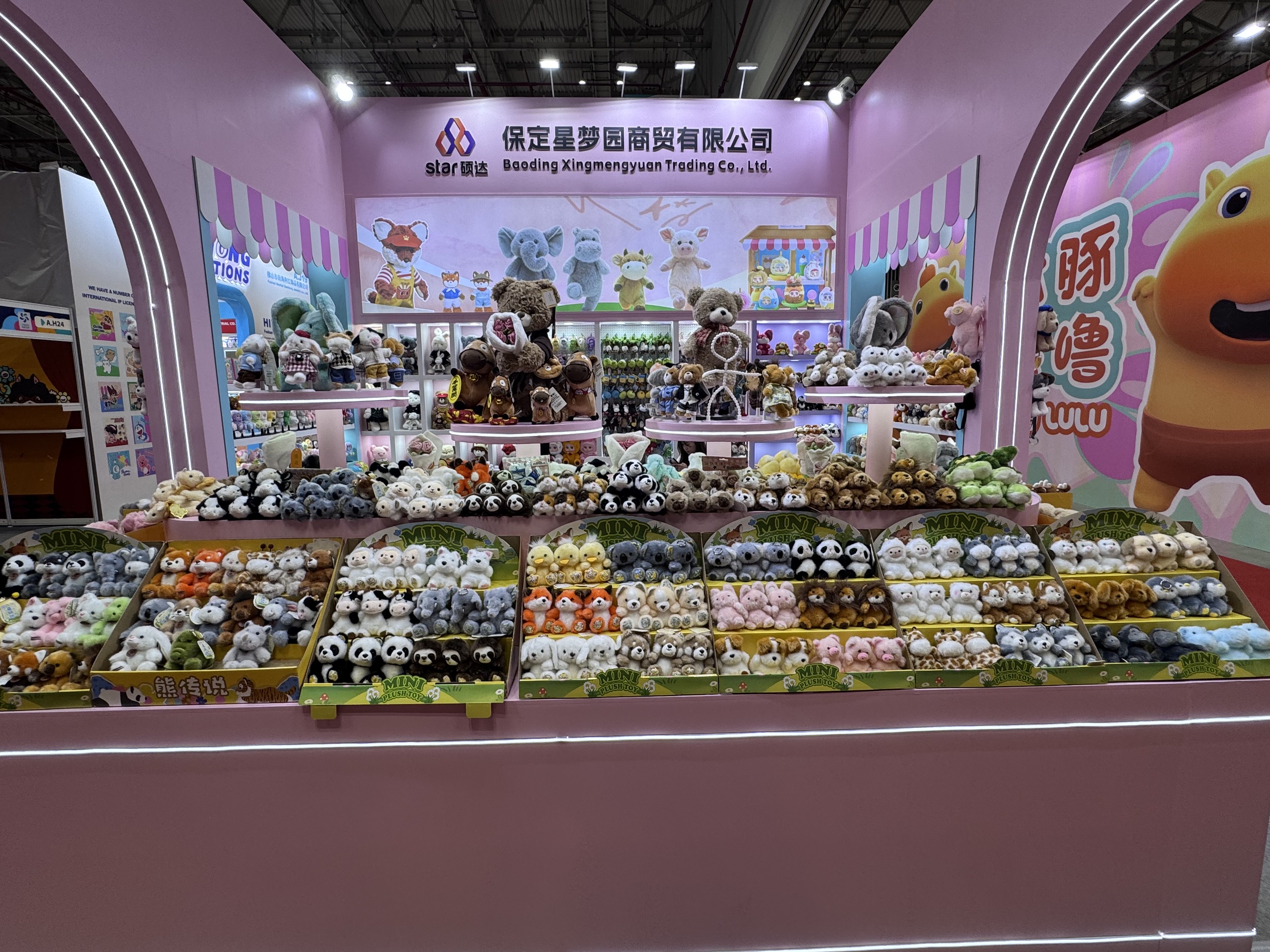 Triển lãm đồ chơi trẻ em và quà tặng tại TP HCM thu hút hàng ngàn khách tham quan - Ảnh 3. Triển lãm đồ chơi trẻ em và quà tặng tại TP HCM thu hút hàng ngàn khách tham quan - Ảnh 3.