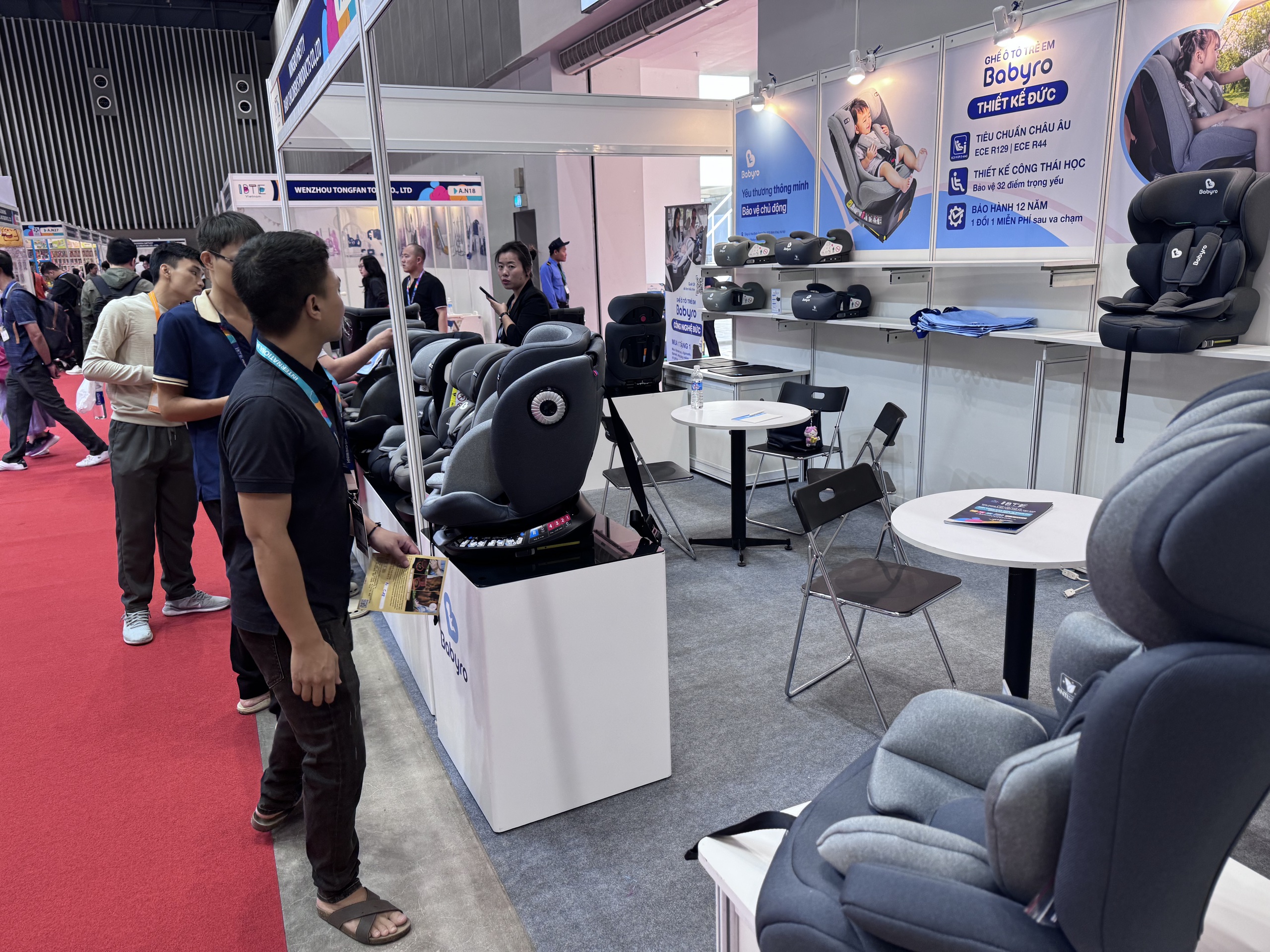 Triển lãm đồ chơi trẻ em và quà tặng tại TP HCM thu hút hàng ngàn khách tham quan - Ảnh 5. Triển lãm đồ chơi trẻ em và quà tặng tại TP HCM thu hút hàng ngàn khách tham quan - Ảnh 5.