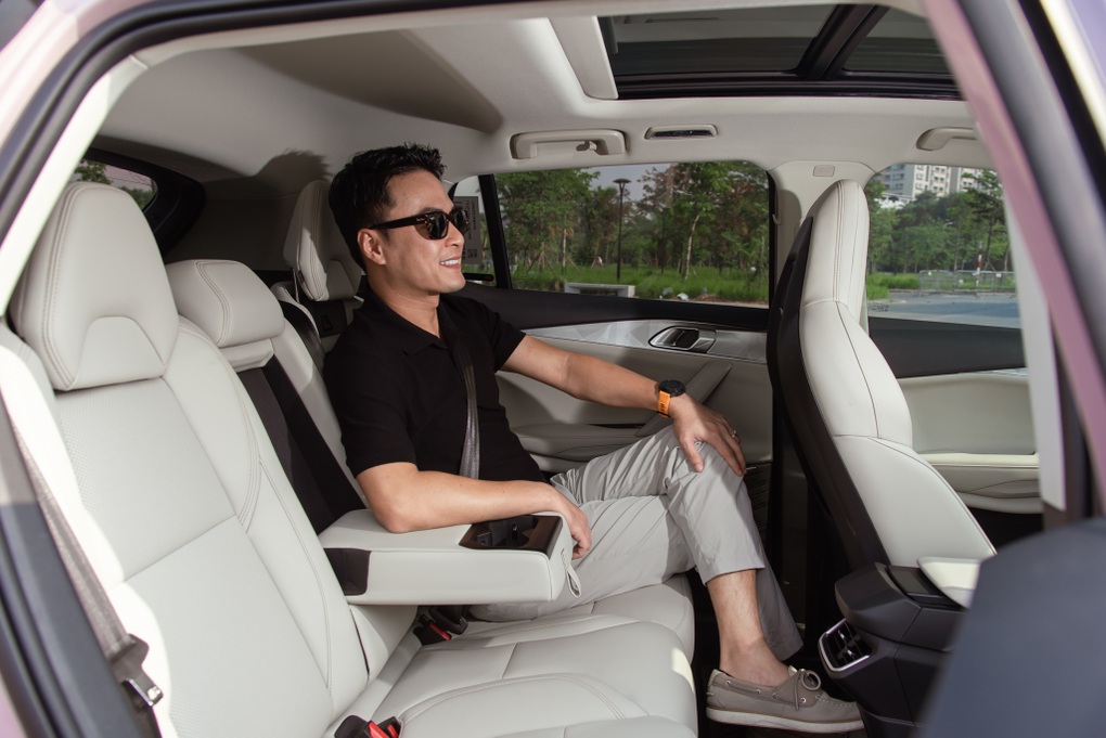 Diễn viên Hồng Đăng đánh giá Lynk  Co 06: “Vượt xa mong đợi” - 4